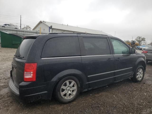 2010 Chrysler Town & Country Touring Plus