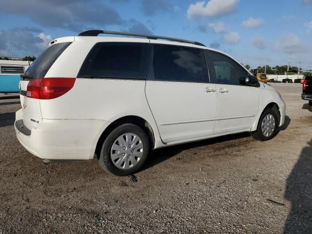 2004 Toyota Sienna CE