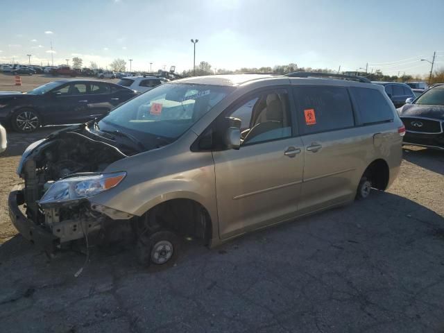 2012 Toyota Sienna LE