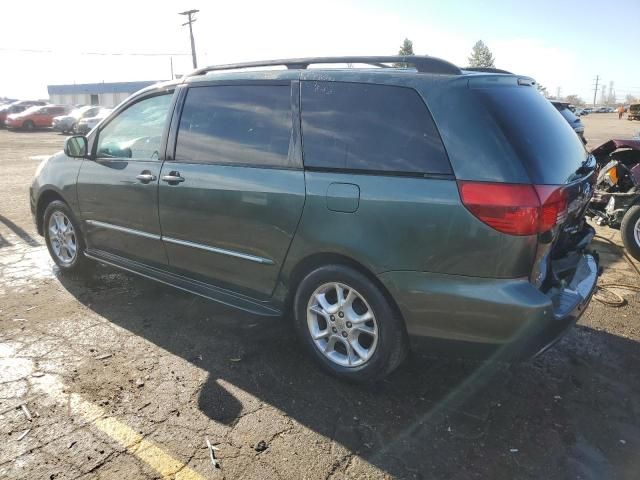 2004 Toyota Sienna XLE