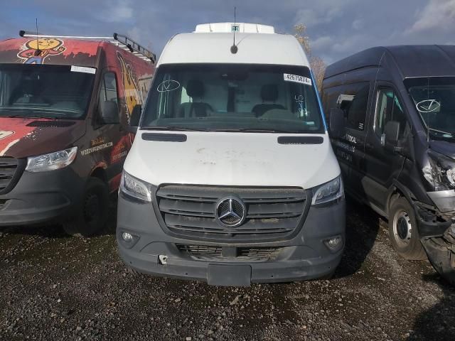 2022 Mercedes-Benz Sprinter 2500