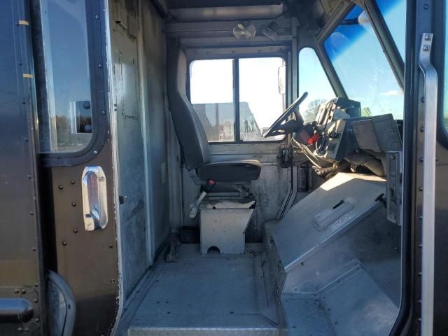 2008 Freightliner Chassis M Line WALK-IN Van