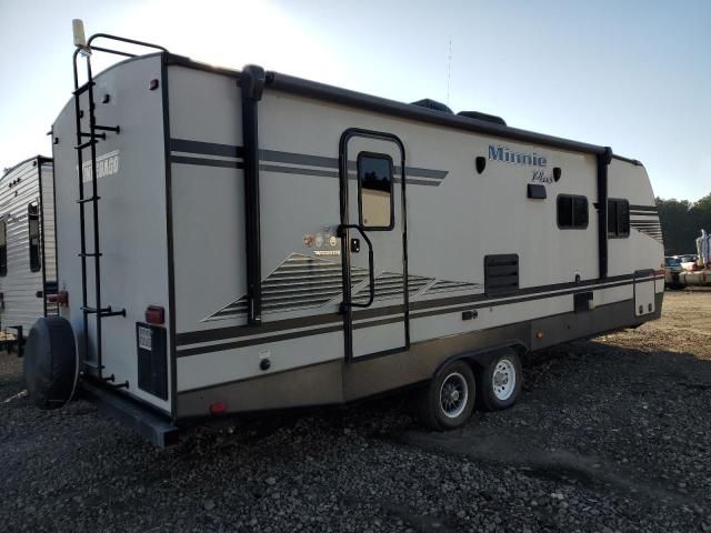 2020 Winnebago Minnie