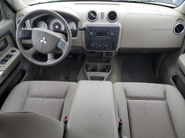 2006 Mitsubishi Raider Durocross