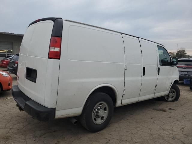 2016 Chevrolet Express G2500