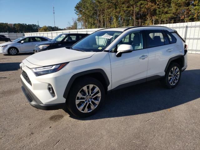 2022 Toyota Rav4 XLE Premium