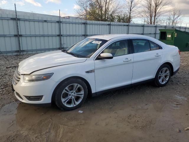 2013 Ford Taurus SEL