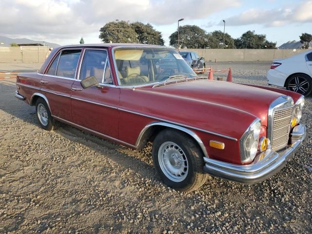 1972 Mercedes-Benz 280