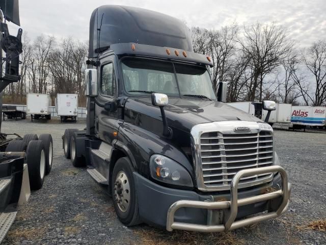 2017 Freightliner Cascadia 125