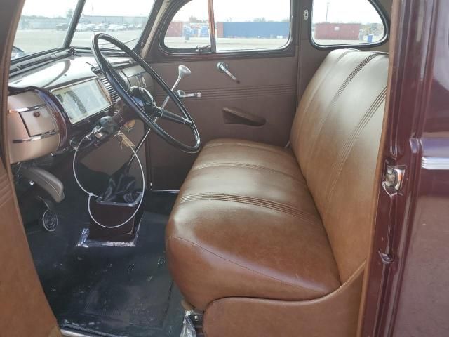 1940 Ford Deluxe