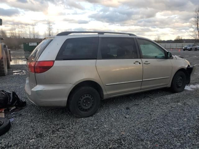 2005 Toyota Sienna CE