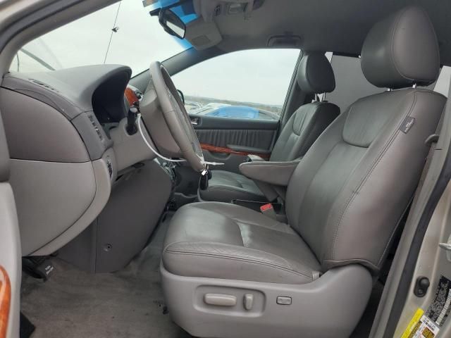 2009 Toyota Sienna XLE