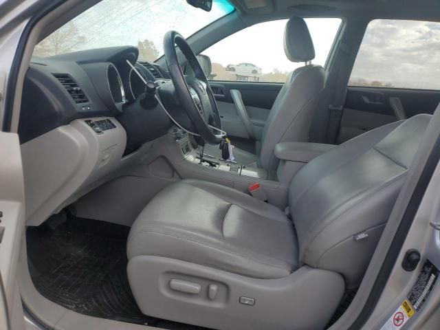 2013 Toyota Highlander Base