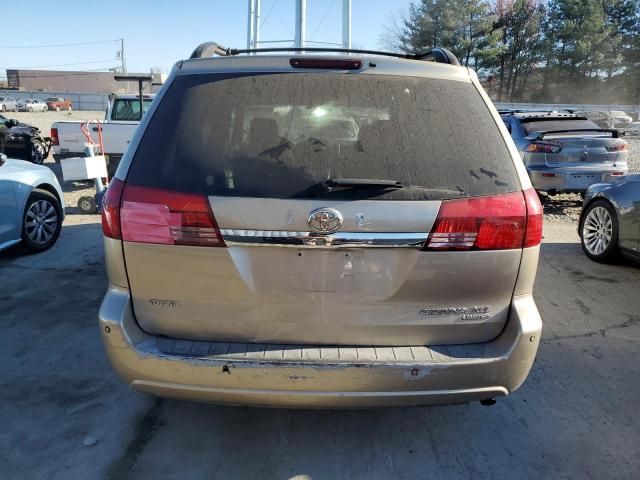 2005 Toyota Sienna XLE