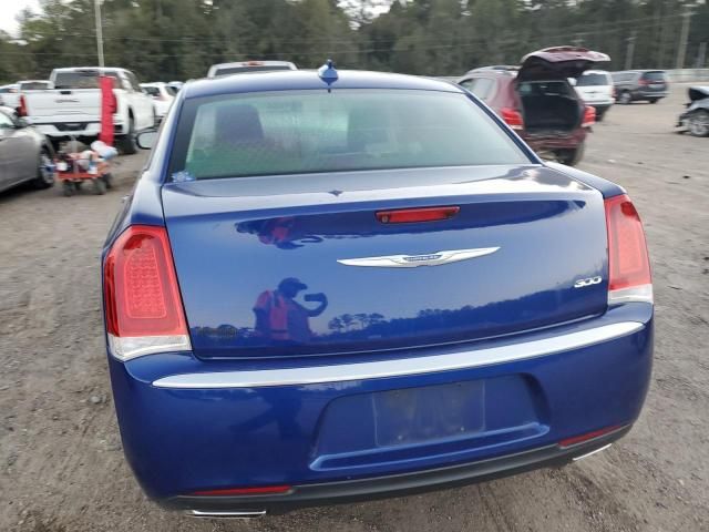 2019 Chrysler 300 Touring