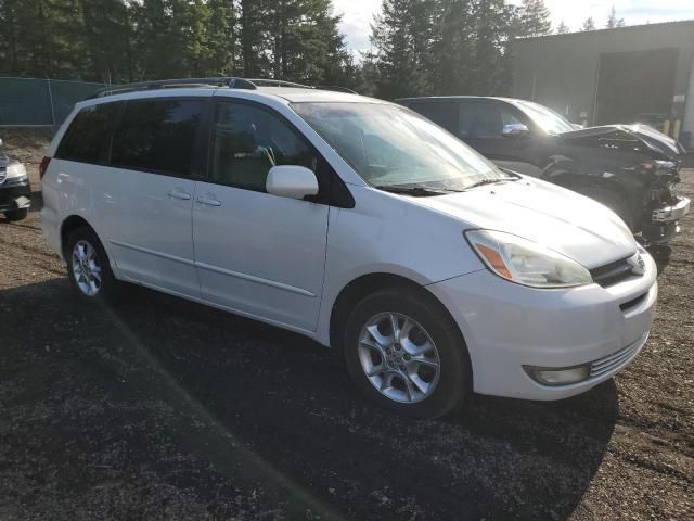 2004 Toyota Sienna XLE