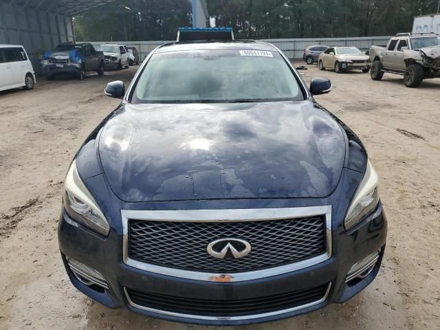 2017 Infiniti Q70 3.7