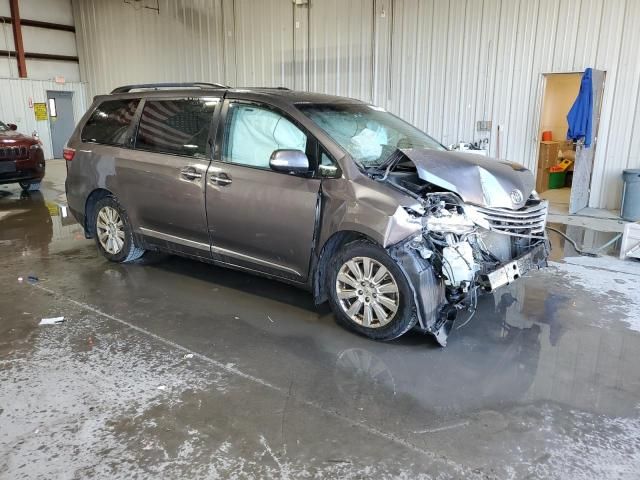 2015 Toyota Sienna XLE