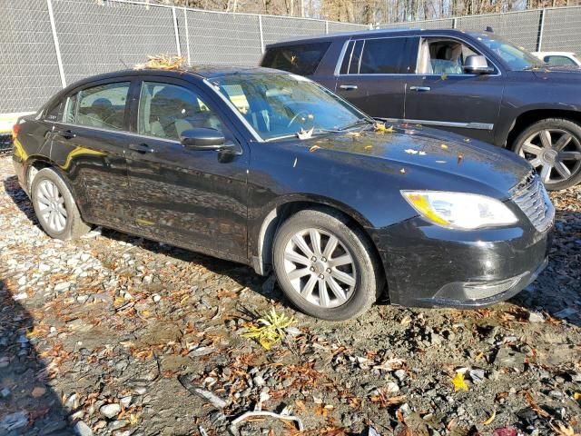 2013 Chrysler 200 Touring