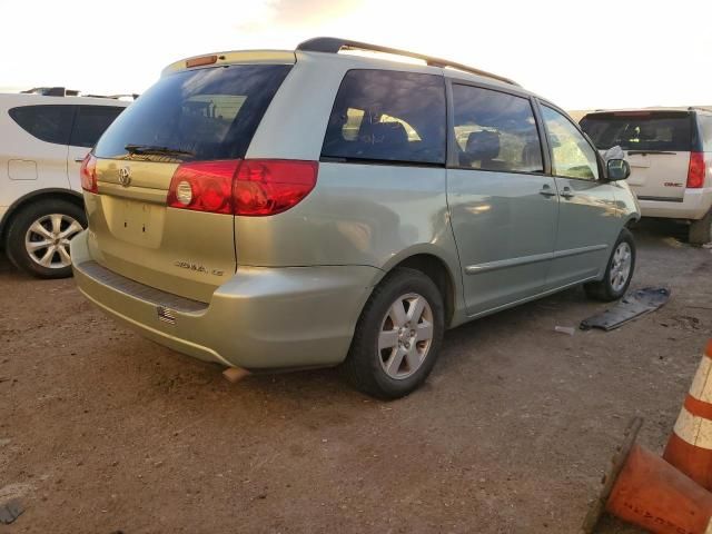 2006 Toyota Sienna CE