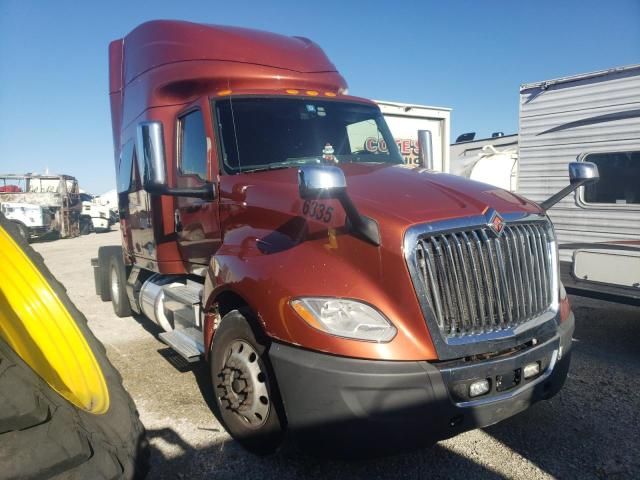 2018 International LT625