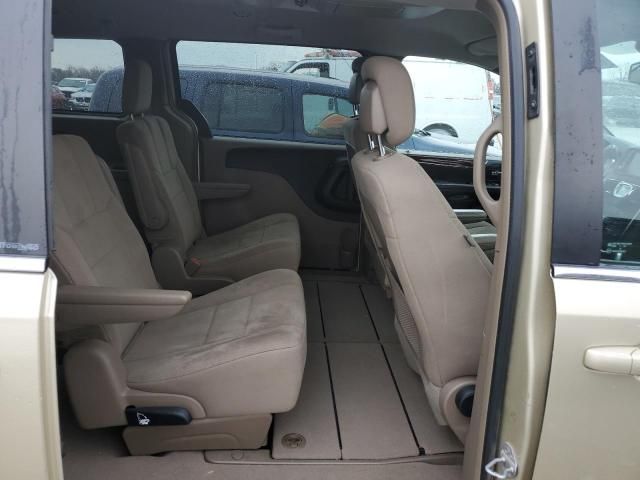 2012 Chrysler Town & Country Touring