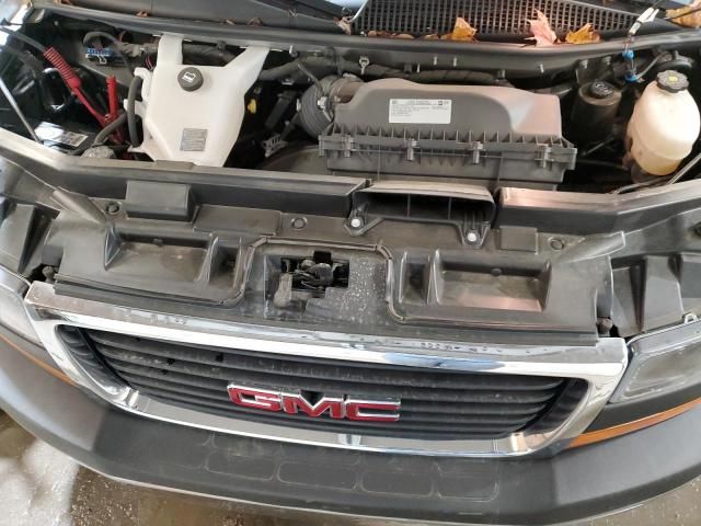 2022 GMC Savana G2500 LS