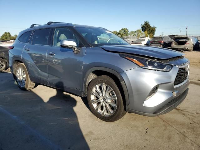 2022 Toyota Highlander Hybrid Limited