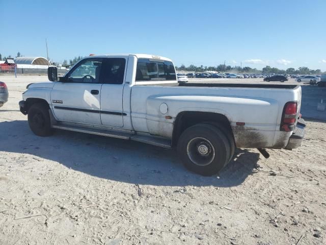 2000 Dodge RAM 3500