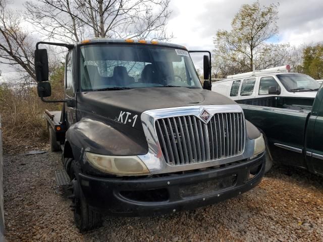 2002 International 4000 4300