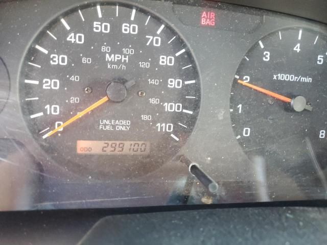 2000 Nissan Xterra XE