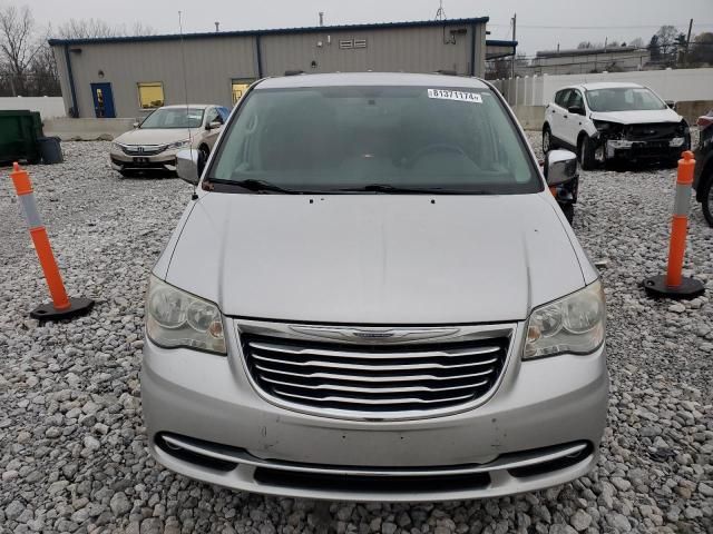 2012 Chrysler Town & Country Touring L