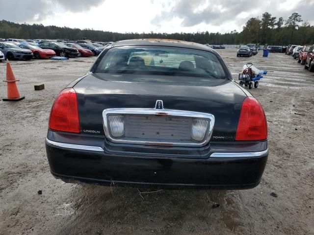 2009 Lincoln Town Car Signature Limited