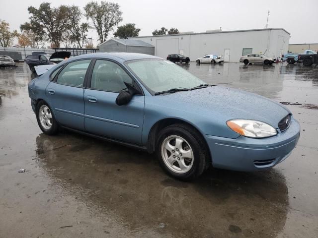 2005 Ford Taurus SE