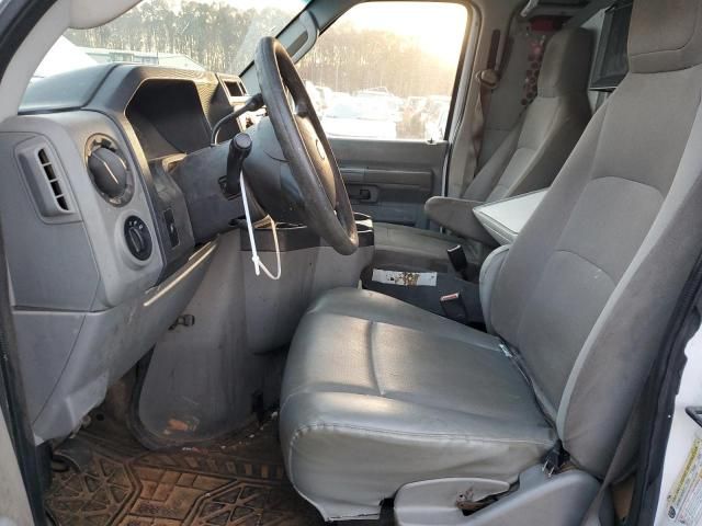 2010 Ford Econoline E150 Van