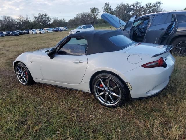 2019 Mazda MX-5 Miata Club