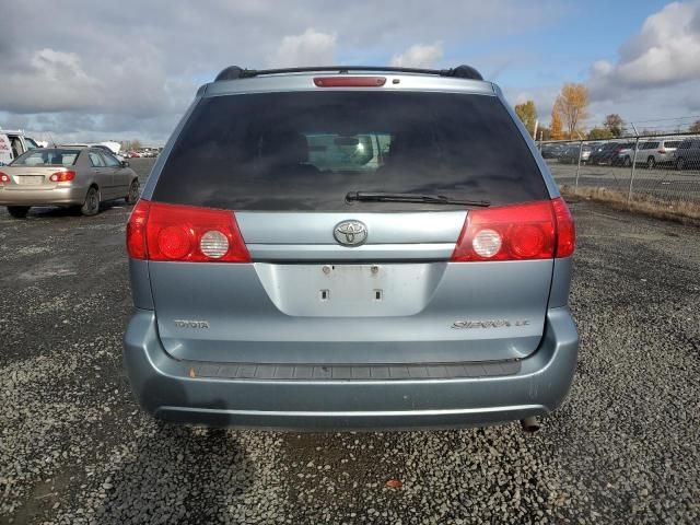 2010 Toyota Sienna CE