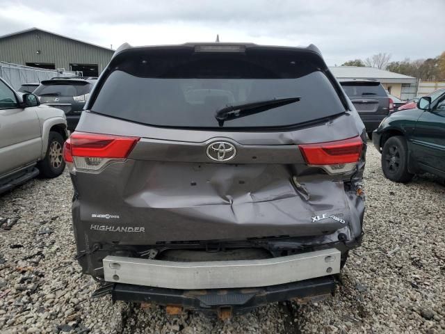 2019 Toyota Highlander SE