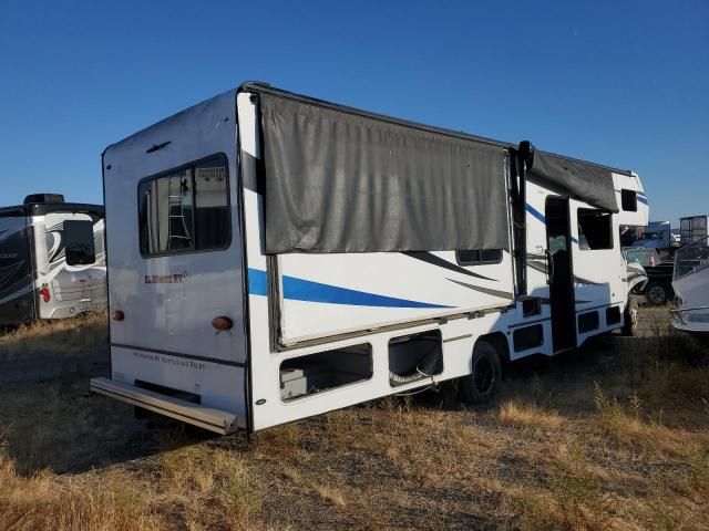 2022 Ford Econoline E450 Super Duty Cutaway Van