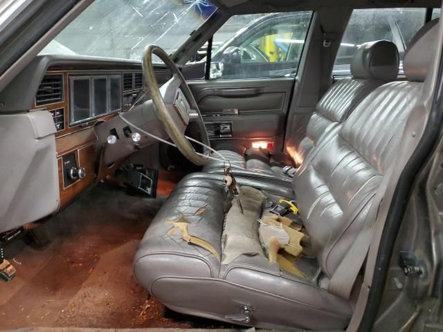 1988 Lincoln Town Car