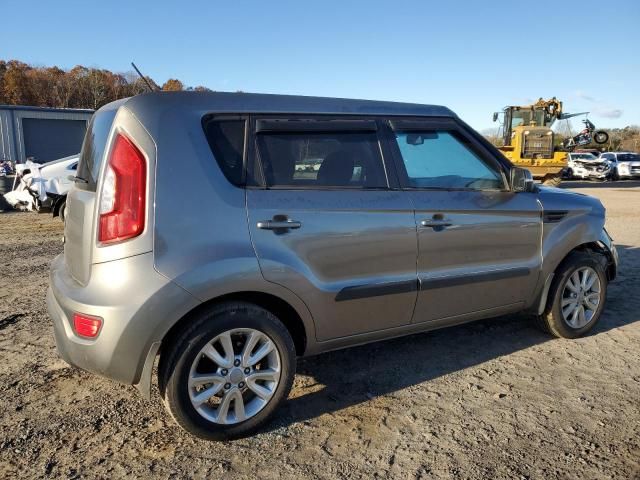 2013 KIA Soul +