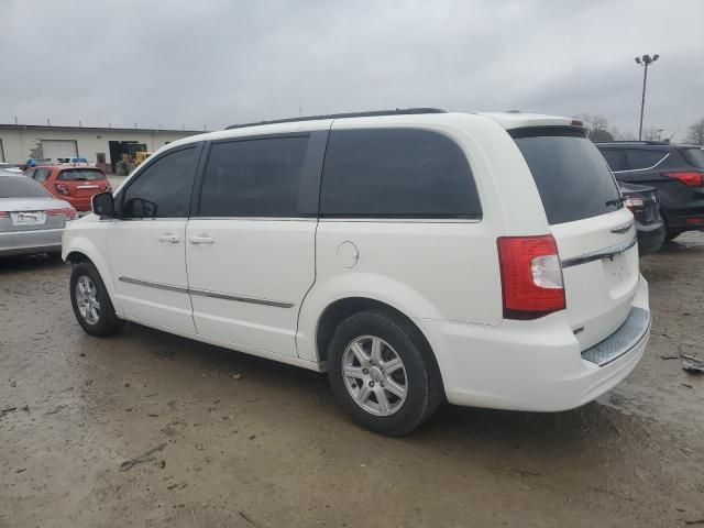 2011 Chrysler Town & Country Touring L