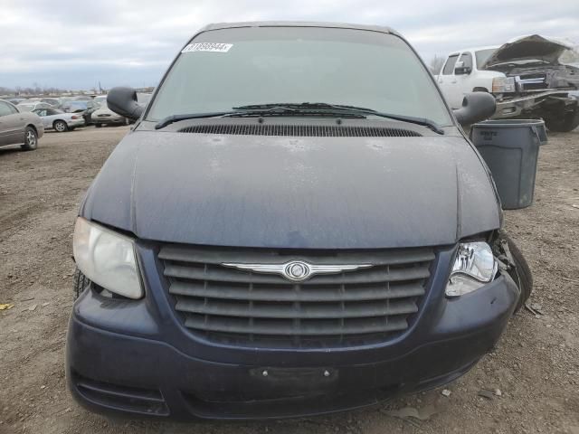 2005 Chrysler Town & Country