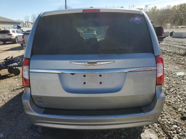 2014 Chrysler Town & Country Touring