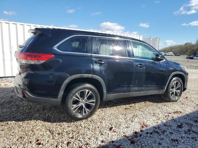 2019 Toyota Highlander LE