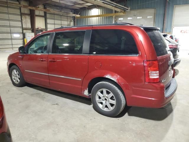 2010 Chrysler Town & Country Touring