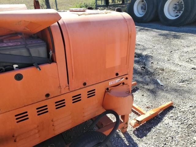 2010 Titan TG 7500D