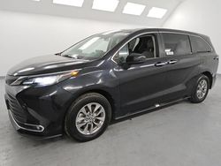 Toyota Sienna xle salvage cars for sale: 2022 Toyota Sienna XLE