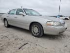 2005 Lincoln Town Car Signature Limited