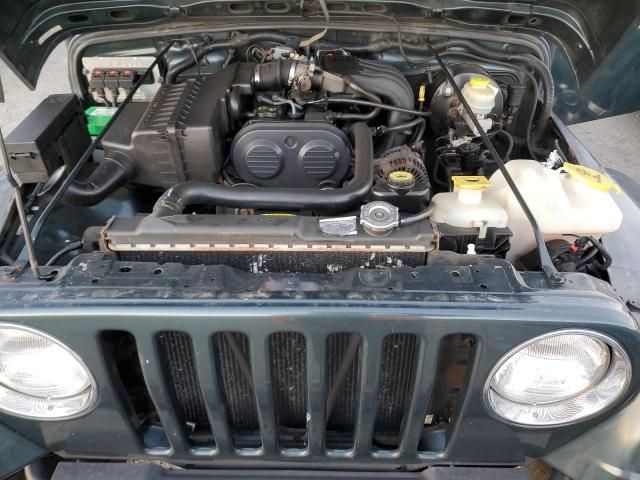 2005 Jeep Wrangler / TJ SE